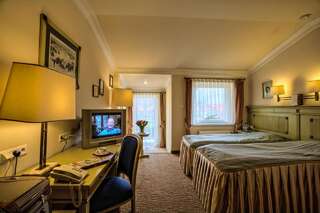 Отель Hotel na Podzamczu Тарновске-Гуры Двухместный номер с 1 кроватью или 2 отдельными кроватями-4